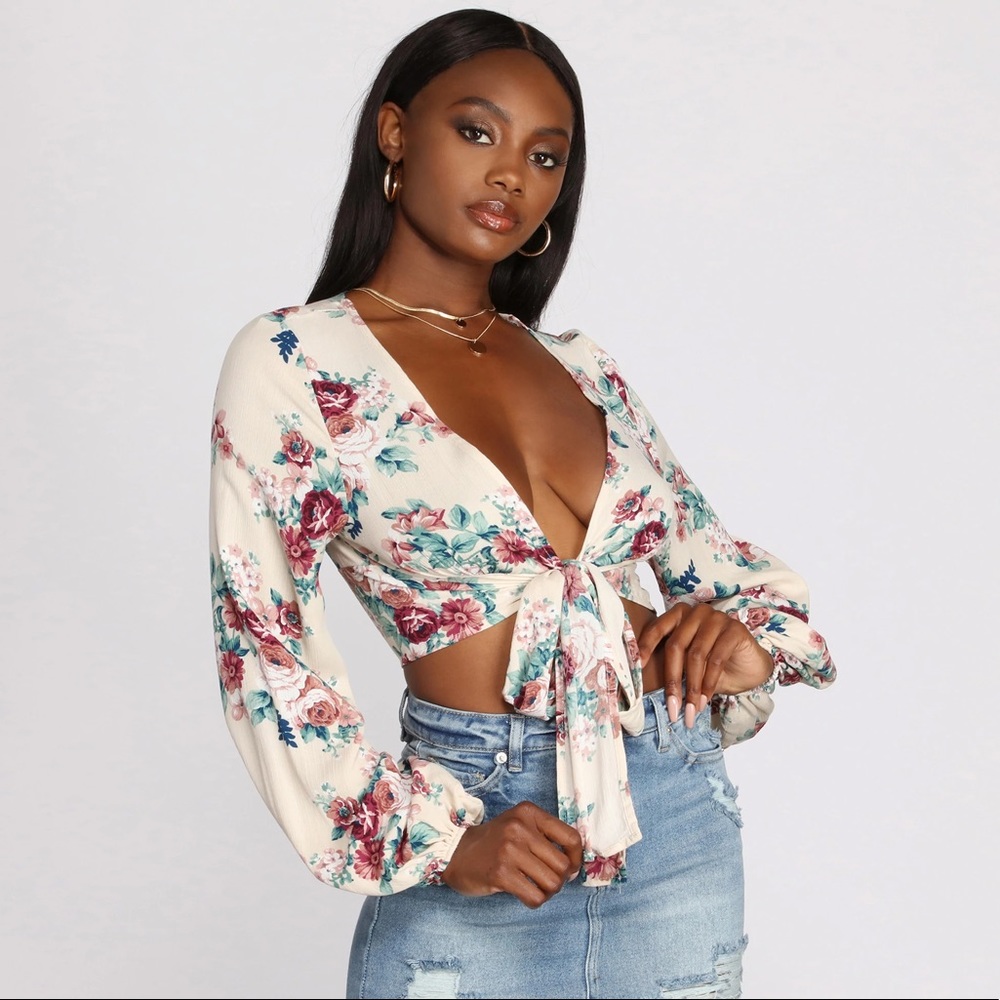 Windsor Crop top long sleeve tie front